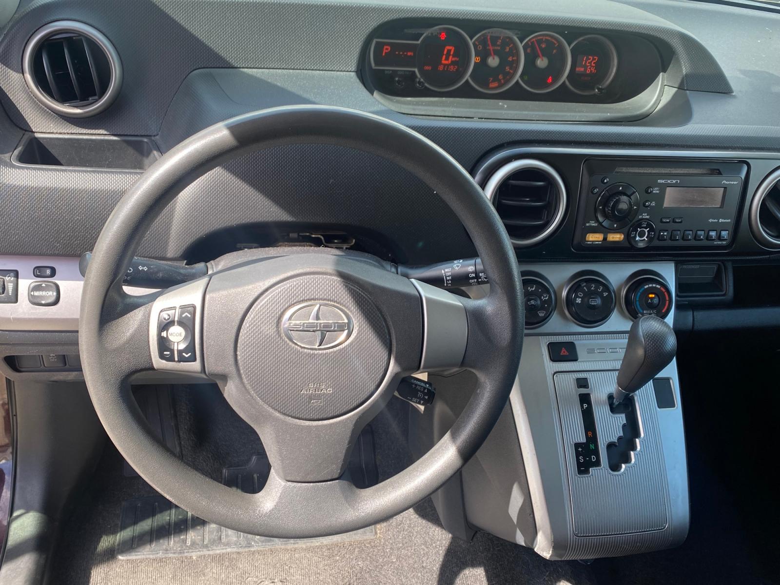 2012 /GREY Scion xB (JTLZE4FE4CJ) , AUTOMATIC transmission, located at 44356 Date Ave., Lancaster, CA, 93534, (661) 945-6555, 34.688919, -118.139374 - Photo #2